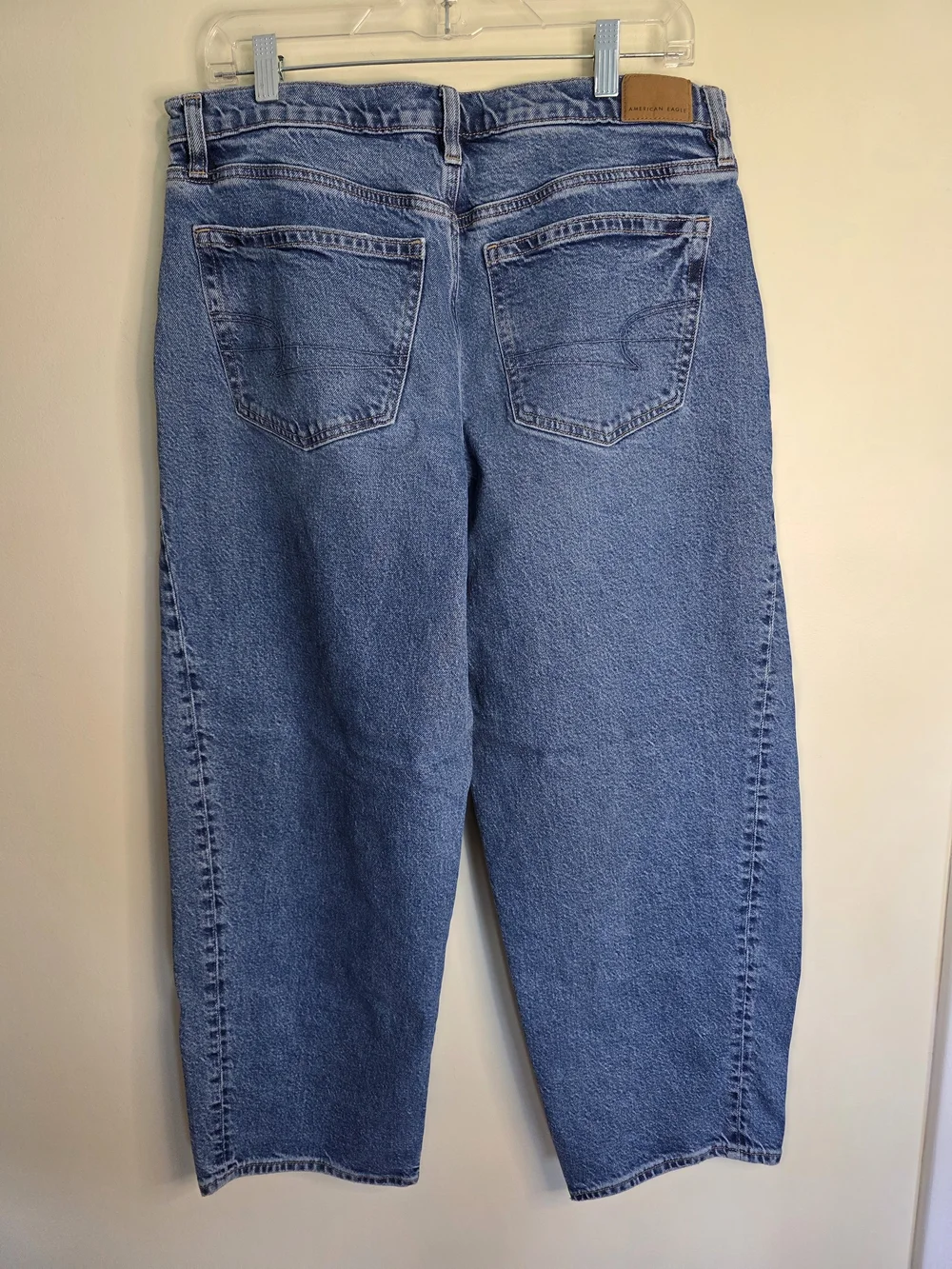 American Eagle Outfitters Women's Blue Stretch Barrel Jeans